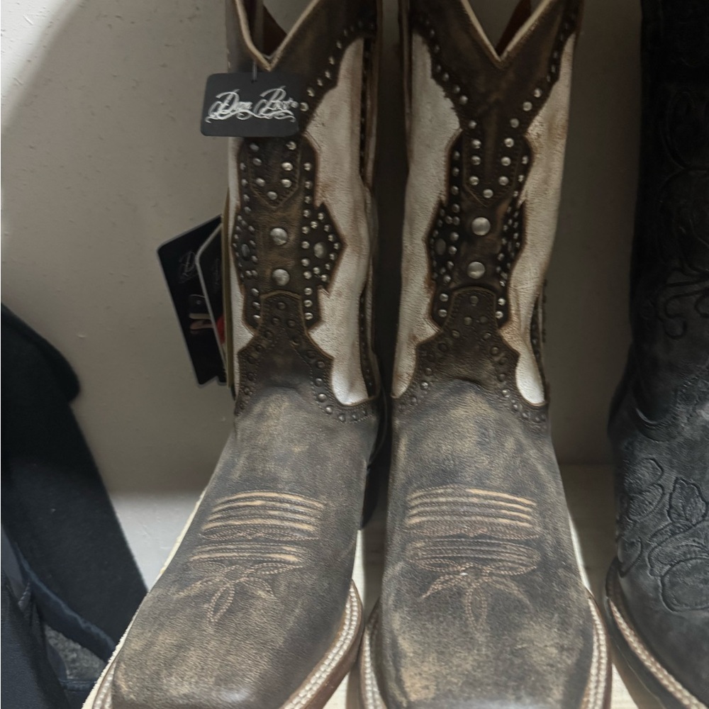 Dan Post Brown and Cream Leather Boots - Picture 4 of 4